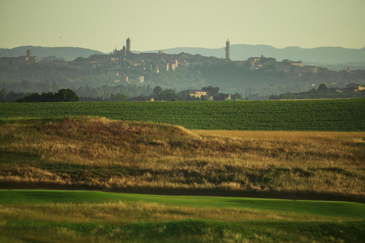 La Bagnaia Golf Resort ภายนอก รูปภาพ