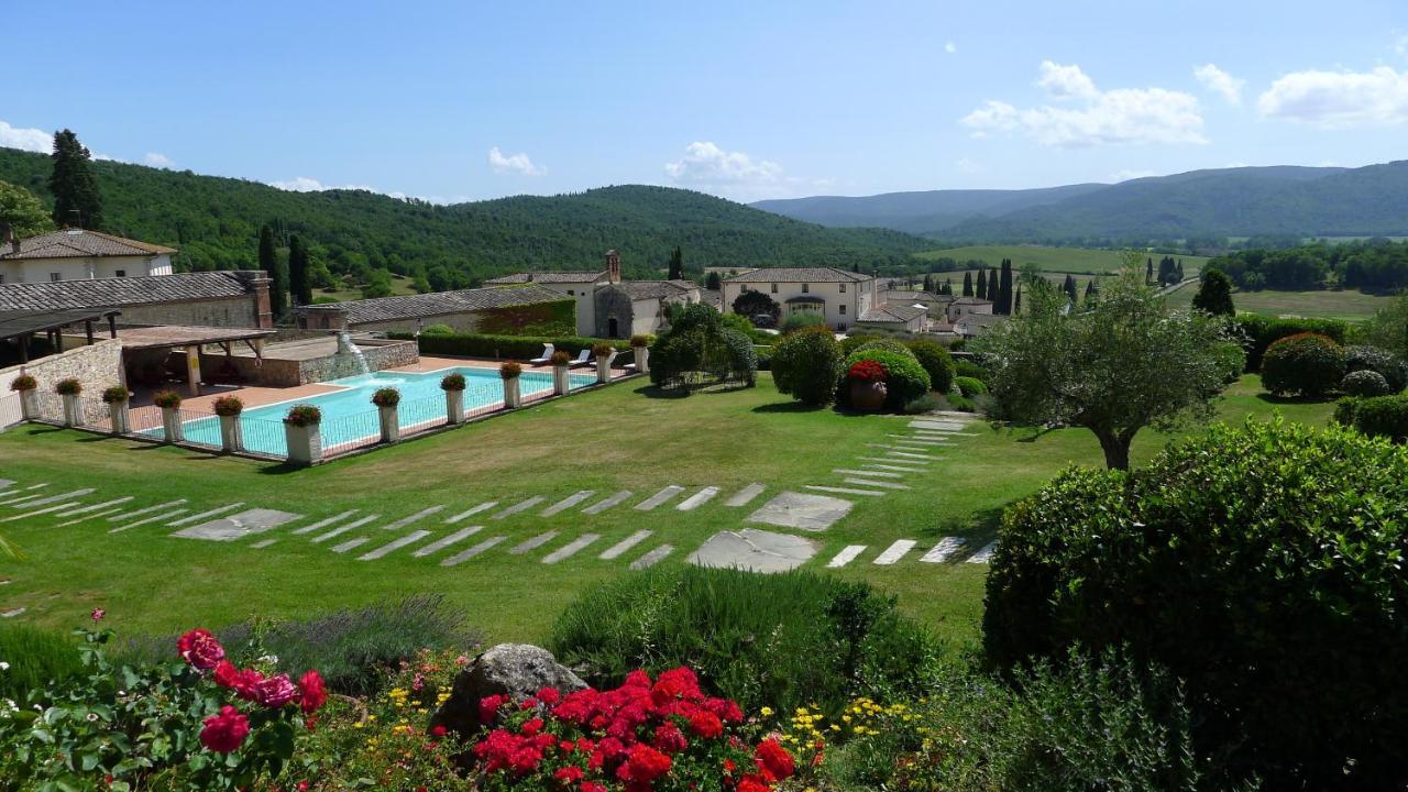 La Bagnaia Golf Resort ภายนอก รูปภาพ
