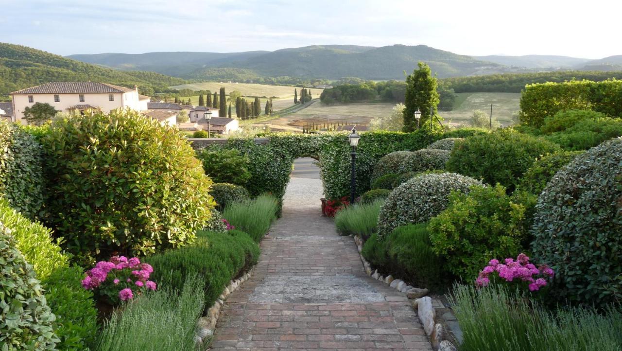 La Bagnaia Golf Resort ภายนอก รูปภาพ