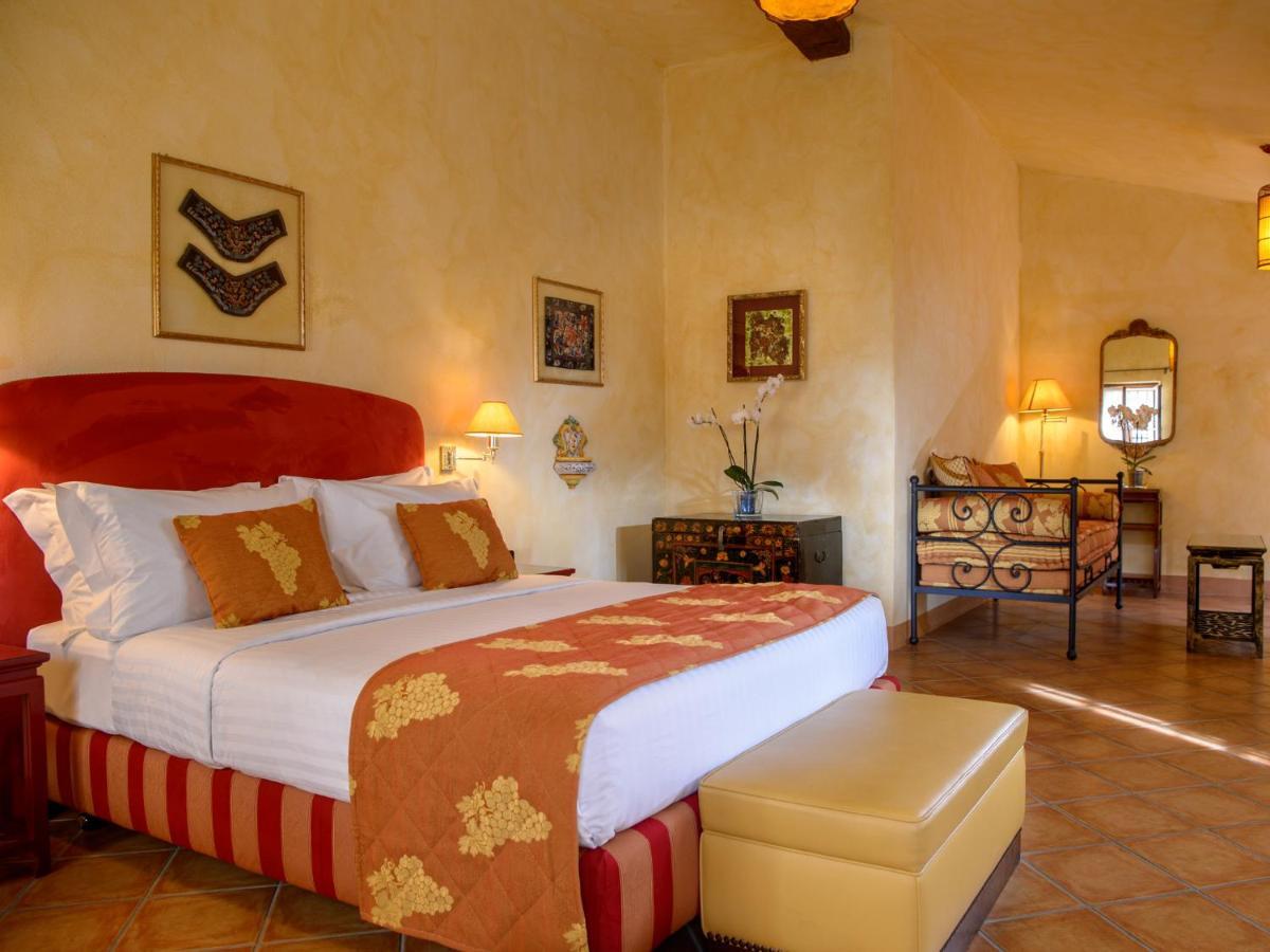 La Bagnaia Golf Resort ภายนอก รูปภาพ