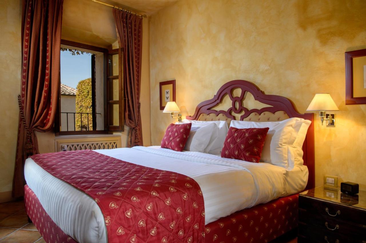La Bagnaia Golf Resort ภายนอก รูปภาพ